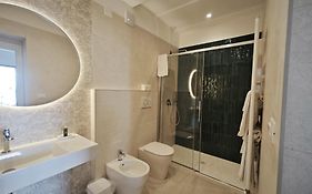 Villa Greta Hotel Rooms & Suites